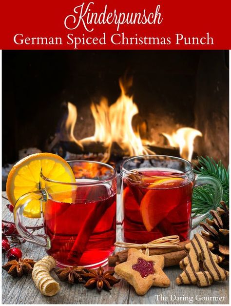 Apple Pie Punch, Non Alcoholic Christmas Punch, Christmas Piano, German Christmas Markets, Christmas Punch, Pinot Gris, German Christmas, Simple Holidays, Mulled Wine