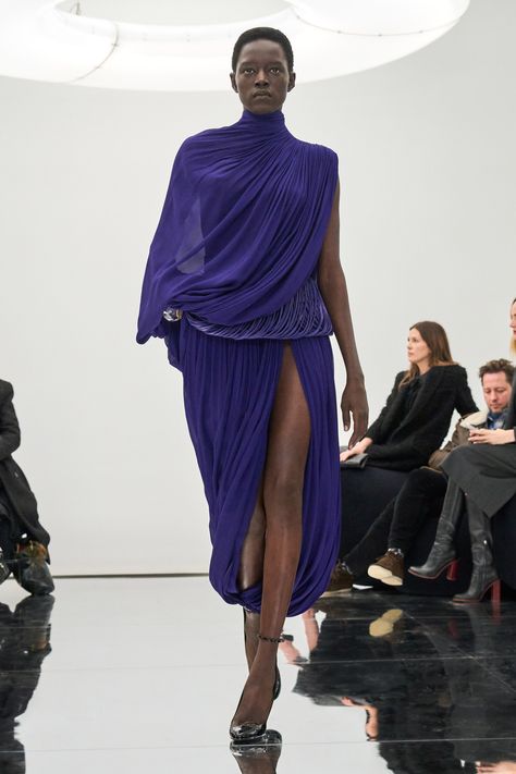 Alaïa Fall 2024 Ready-to-Wear Collection Fall 2024, Purple