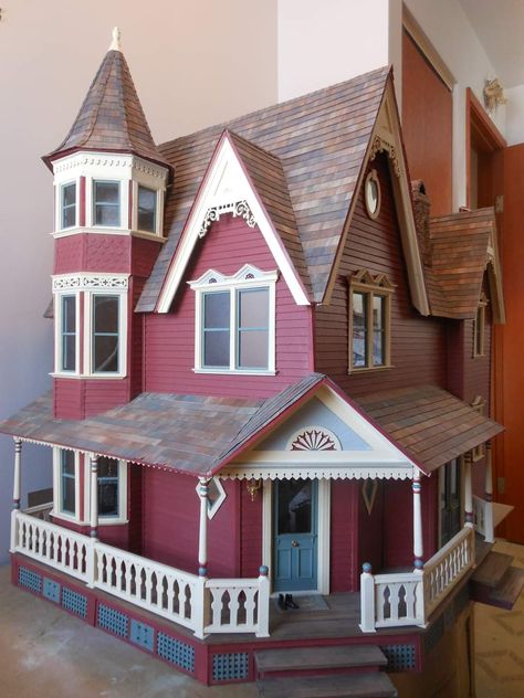 Dollhouse Exterior, Pierce Dollhouse, Miniature Dollhouses, House Dream, Wood House, Miniatures Tutorials, Sims House, Small World, Dolls House