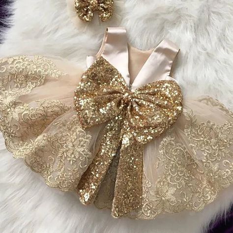 11.27US $ 26% OFF|2022 Summer Sequin Big Bow Baby Girl Dress 1st Birthday Party Wedding Dress For Girl Palace Princess Evening Dresses Kid Clothes - Dresses - AliExpress

1. #GirlsPartyDresses
2. #LittleFashionista
3. #PartyDressInspo
4. #CuteKidsFashion
5. #PrincessDresses
6. #GirlsFashion
7. #PartyReady
8. #MiniFashionista
9. #DressUpFun
10. #KidsStyle
11. #princessdress
12. #pagentdresses
13. #kidspartydress
14. #frillydresses 
15. #bigbowdress 1st Birthday Dress For Baby Girl, 1st Birthday Princess, Big Bow Dress, Birthday Princess Dress, Princess Evening Dress, Dress For Baby Girl, 1st Birthday Dresses, Dress For Baby