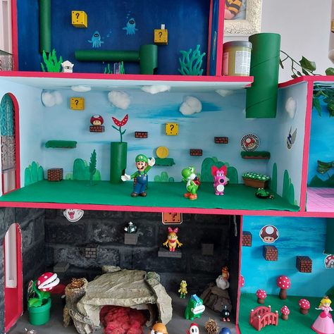 "My son wanted the Bowzer Ship and Princess Peach Castle (Super Mario), £80-ish for both.....so I made this 😍" - Toni Lou Brook Now that's 'on a budget', we love the creativity!  #diy #crafts #onabudget #diytoys #dollshouse #themedplay Princess Peach Castle, Mario House, Mario Diy, Mario Bedroom, Super Mario Party, Mario Birthday, Mario Party, Dramatic Play, Sensory Play