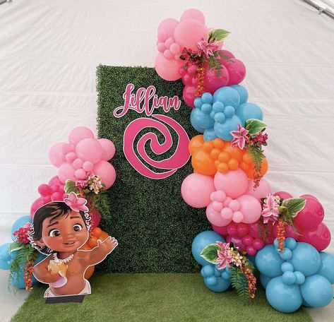 Moana Balloon Arch Ideas, Moana Theme First Birthday Party, Moana Birthday Party Backdrop, Moana Birthday Balloon Arch, Moana Centerpieces Ideas Diy, Moana Birthday Theme Ideas, Moana Backdrop Ideas, Moana Balloon Garland, Moana Baby Shower Theme