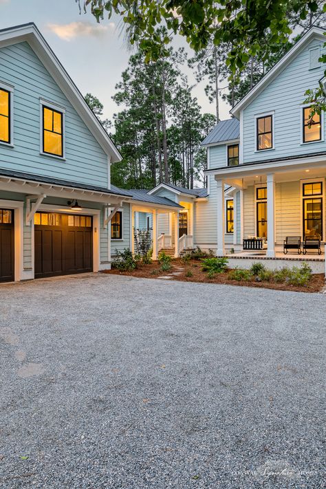 Breezeway Attached To Garage, Detached Garage With Breezeway To House L Shape, Garage And House Connection, Open Breezeway To Garage, Garage On Side Of House Layout, Garage Breezeway To House, Detached Garage With Breezeway To House, Breezeway Ideas To Garage Enclosed, Farmette Ideas