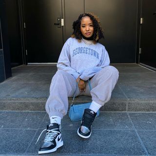 Sweatpants Design, Plus Size Baddie, Plus Size Baddie Outfits, Sweatpants Outfit, Outfit Plus Size, Teenage Fashion, Cycling Shorts, Tomboy Fashion, Cropped Style