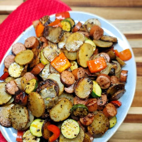 Blackstone Cowboy Stir-Fry - Homemade on a Weeknight Cowboy Stir Fry, Easy Griddle Recipes, Recipes For Camping, Outdoor Griddle Recipes, Stir Fry Vegetables, Griddle Cooking Recipes, Outdoor Cooking Recipes, Camping Menu, Flat Top Griddle