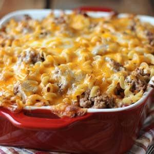 Poor Man's Husband Casserole Recipe - Masters of Kitchen Taco Pasta Casserole, Beef Goulash, Taco Pasta, Taco Casserole, Pasta Casserole, Cooking On A Budget, Super Easy Recipes, Plan Ideas, Easy Casserole