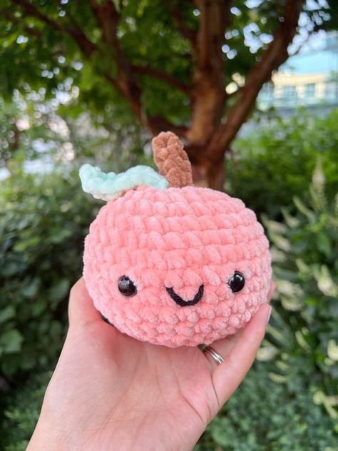 [Collection] Crochet Plushies Acrylic Yarn, Crochet Peach Pattern Free, Crochet Squishies, Peach Crochet Pattern, Cute Crochet Plushies Free Pattern, Peach Plushie, Orange Plushie, Squishy Crochet, Crochet Peach