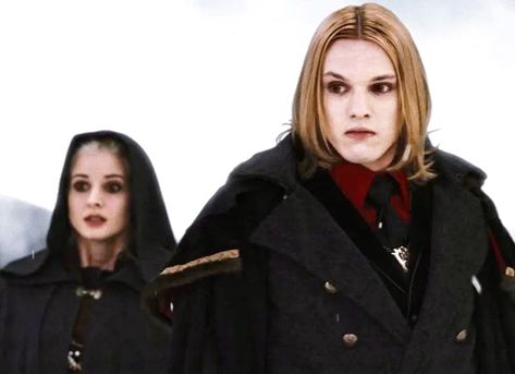 Volturi Fanart, Volturi Aesthetic, Twilight Volturi, Caius Volturi, Volturi Kings, Jasper Twilight, Aro Volturi, Human Communication, Jamie Bower