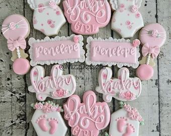 Girl Baby Shower Cookies, Shower Cookies, Girl Baby Shower Decorations, Baby Cookies, Gold Baby Showers, Baby Shower Princess, Baby Shower Cookies, Iced Cookies