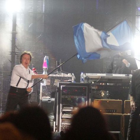 The Beatles. Paul McCartney. Paul performs live for the first of his two concerts at the River Plate stadium, in Buenos Aires, Argentina, as part of his "Up & Coming Tour". It is Macca's second visit to Argentina. NOVEMBER 10, 2010 Beatles Paul Mccartney, River Plate, Paul Mccartney, The River, The Beatles, The First, Concert, History, Buenos Aires