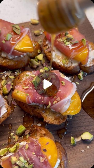 Sherly Sarkizzadeh, MPH | Healthy Recipes on Instagram: "Follow @thehealthyishfood for more 🫶🏼 baguette, goat cheese, peach, prosciutto and hot honey topped with pistachio! 🍯🍑🍞 easy summer appetizer! Perfect for all your summer hosting!   You’ll need- Baguette  Goat cheese  Peach  Prosciutto  Hot honey  Pistachio   #appetizers #peachseason #hothoney #proscuitto 🏷️ summer hosting, summer dinner, easy appetizers, brunch, summer grill, crostini, bruschetta" Peach Prosciutto Appetizer, Summer Dinner Easy, Goat Cheese Peach, Peach Bruschetta, Peach Prosciutto, Prosciutto Appetizer, Honey Pistachio, Summer Hosting, Summer Grill