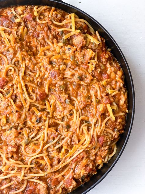 Andouille Sausage Spaghetti, Spaghetti With Andouille Sausage, Creole Spaghetti Recipe, Creole Spaghetti, Sausage Creole, Baked Spaghetti Casserole, Chicken Poppers, Cajun Sausage, Body Lace