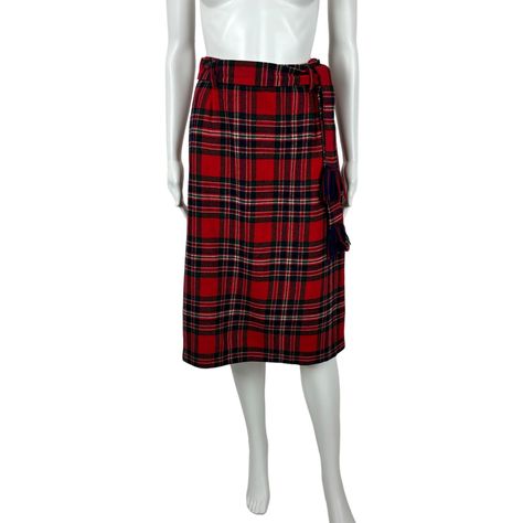 Vintage 70s Tartan Skirt Women's XS Red Wool Plaid Fringe Belt Knee Length Fringe Belt, Tartan Skirt, Fringed Belt, Red Wool, Hook Eye, Wool Plaid, Vintage Skirt, Vintage 70s, Side Zipper