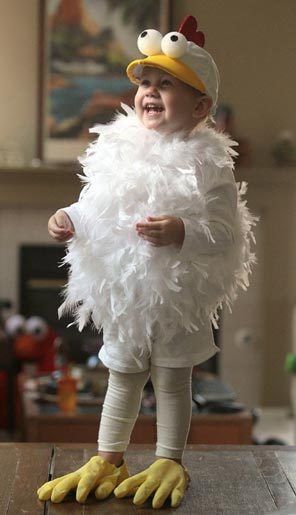 Make A Halloween Costume, Chicken Costume Kids, Farm Animal Costumes, Geek Outfit, Animal Costumes For Kids, Chicken Halloween, Themed Costumes, Tree Costume, Chicken Costumes