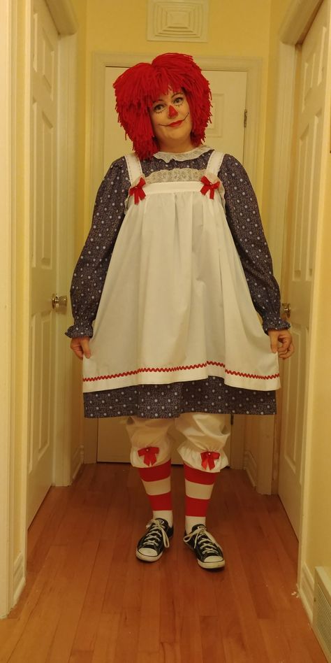 Raggedy Ann costume Ragady Ann Doll Costume, Raggedy Ann Makeup Ideas, Raggedy Ann Cosplay, Ragedy Ann Costume, Raggedy Ann Makeup, Raggedy Ann And Andy Costume, Raggedy Ann Halloween Costume, Raggedy Ann Costume, Large Dog Costumes