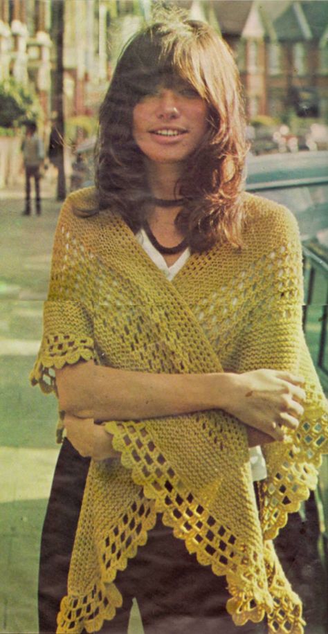 Long Hair Bangs, Carly Simon, 60s 70s Fashion, 60s And 70s Fashion, 70s Aesthetic, 70’s Fashion, Hair Bangs, Fashion Mistakes, 70s Inspired