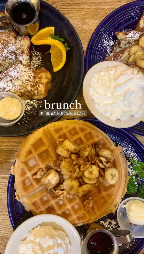 Instagram story idea, brunch, #instagram #instastory #brunch #waffles #yummy - aesthetic photo, food, breakfast Brunch Astethic Instagram, Restaurant Instagram Pics Food, Waffles Aesthetic Instagram, Brunch Instagram Story Ideas, Instagram Breakfast Pics, Food Post Instagram Story, Breakfast Ideas Instagram Story, Aesthetic Food Pictures Restaurant, Food Asthetic Picture Instagram Story