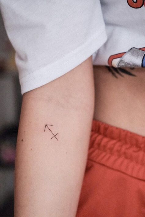 Sagittarius Tattoo Minimalist, Sagittarius Tattoo Ideas, Trend Tattoos, Sagittarius Constellation Tattoo, Sagittarius Tattoos, Archer Tattoo, Sagittarius Tattoo Designs, Arrow Tattoos For Women, Small Arrow Tattoos