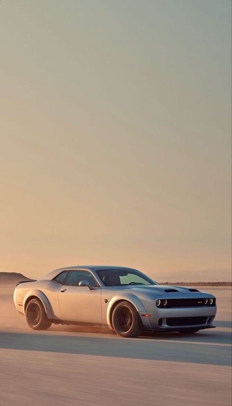 Dodge Challenger Demon Wallpaper, Porsche Mission E, Porsche Garage, Cayman Porsche, Porsche Girl, 996 Porsche, Porsche 959, Car Life Hacks, Lykan Hypersport