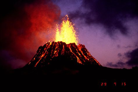 ​Kilauea Volcano: Facts About the 30-Year Eruption Berchtesgaden National Park, Shield Volcano, Erupting Volcano, Monte Fuji, Mont Fuji, Hawaii Volcanoes National Park, Hawaii Volcano, Moraine Lake, Volcano National Park