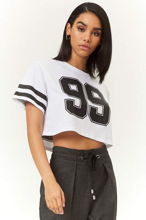 Forever 21 Varsity-Striped 99 Graphic Jersey  Cold Shoulder Tops click for more information or to buy Sporty Outfits Jeans, Fringe Tee, Cold Shoulder Tops, Cropped Graphic Tees, Queen Outfit, Shoulder Tops, Casual Sporty, Sporty Outfits, Sporty Style