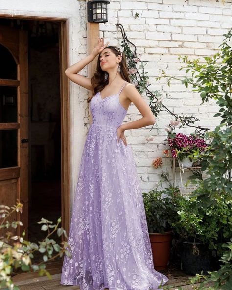 Flash sale upto 40% off , hot summer hot deals . . . . https://wholemart99.com/s/25rJ-FUS-Qn Fashion V-neck Embroidery Elegant Evening Dress . . . #WomenWear #Fashionista #wholesale #wholemart99 Lilac Prom Dresses, Lace Wedding Guest Dress, Elegant Evening Dress, Lovely Partner, Dress Lilac, Spaghetti Strap Prom Dress, Lace Prom Dress, Maxi Dress Prom, Lilac Dress