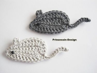 <3 Appliques Au Crochet, Crochet Embellishments, Crochet Mouse, Crochet Bookmarks, Crochet Decoration, Crochet Cross, Crochet Motifs, Crochet Applique, Love Crochet