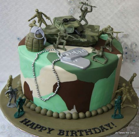 Happy Birthday: Army Edition! He leaves for Basic on his birthday so I might get him this. Army Birthday Cakes, Tank Cake, Army Cake, Army Birthday Parties, Military Cake, Camo Birthday, Army's Birthday, Vintage Bakery, Army Party