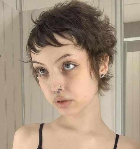 Punk Haircut, Grown Out Pixie, Boring Hair, Short Hair Styles For Round Faces, Hair Reference, Cut My Hair, Cool Haircuts, Pixie Hairstyles, Nose Piercing