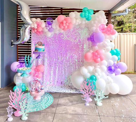 Pastel Mermaids 6th Birthday Party | CatchMyParty.com Mermaids Birthday Party, Mermaid Party Printables, Mermaid Party Games, Mermaid Pool Parties, Mermaid Cookies, Sea Party Ideas, Mermaid Balloons, Mermaid Party Supplies, Deco Ballon