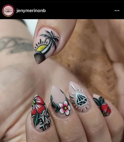 Traditional Tattoo Nail Art, Tattoo Inspired Nails, American Traditional Nails, Traditional Tattoo Nails, Old School Nail Designs, Pinup Nails, Nails Hombre, Az Nails, Rockabilly Nails