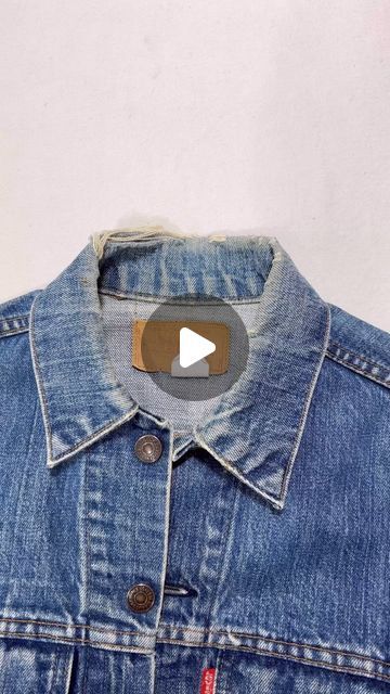 Diy Denim Jacket From Jeans, Denim Upcycle Clothing, Jeans Repair, Ripped Denim Jacket, Frayed Denim Jacket, Upcycled Denim Jacket, Diy Denim Jacket, Collars Diy, Upcycle Jeans