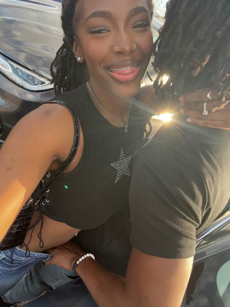 2man Pictures, Couple With Locs, Mysterious Boyfriend Pictures, Mood Couple Pictures, Tall Couples, Same Height Couples, Black Couple Goals, Hood Love, Mood With Bae