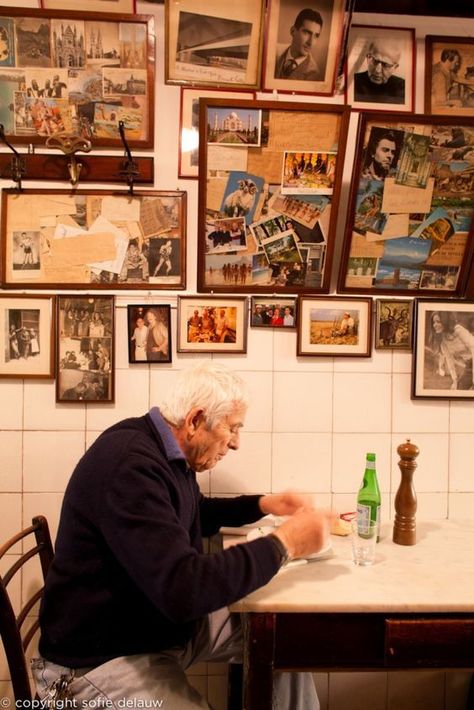 Italian American Food, Italian Deli, Little Italy, Wine And Dine, History Lessons, Restaurant Interior, Cafe Interior, Italian Restaurant, Florence Italy