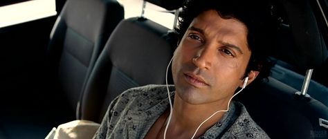 Farhan Akhtar Zindagi Na Milegi Dobara, Zindagi Na Milegi Dobara Aesthetic, Zindagi Na Milegi Dobara, Abhay Deol, Indian Songs, Bollywood Aesthetic, Indian Cinema, Movie Shots, Lifelong Friends