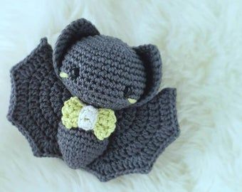 Bat Crochet Pattern, Amigurumi Bat, Bat Crochet, Crochet Bat, Baby Bats, Bat Pattern, Halloween Crochet Patterns, Cute Bat, Crochet Pattern Amigurumi