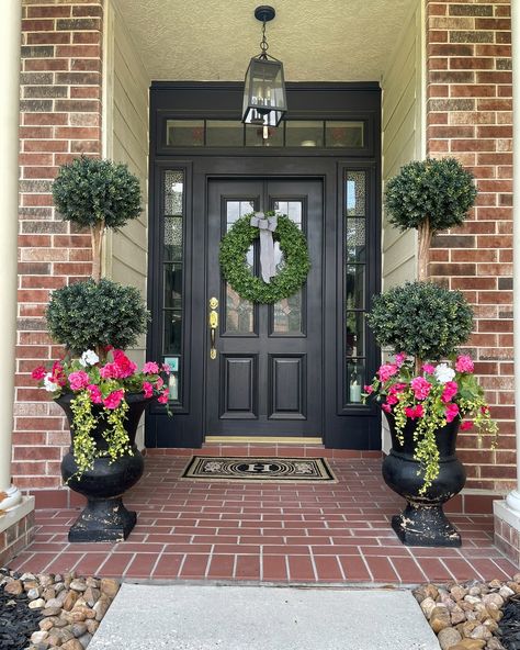 Outdoor Topiary Trees Front Porches, Topararies Front Porch, Topiary Ideas, Outdoor Topiary, Bubble Tree, Faux Boxwood, Front Porch Design, Boxwood Topiary, Topiary Trees