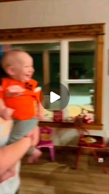 Funny Children Videos, Baby Humour, Funny Babies Laughing, Toddler Humor, January 13, Kid Memes, Kids Pictures, Funny Videos For Kids, Funny Clips