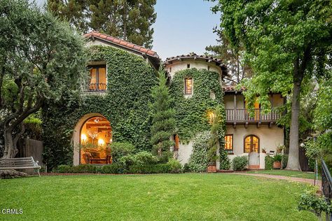 605 E Mountain St, Glendale CA, is a Single Family home that contains 2644 sq ft and was built in 1926.It contains 3 bedrooms and 3 bathrooms.This home last sold for $1,900,000 in July 2021. The Zestimate for this Single Family is $2,102,900, which has increased by $26,200 in the last 30 days.The Rent Zestimate for this Single Family is $6,994/mo, which has increased by $55/mo in the last 30 days. Spanish Revival Home, Spanish Home, Brick Walkway, Los Angeles Real Estate, Architecture Design Drawing, Master Retreat, Large Baths, Spanish Revival, Spanish House