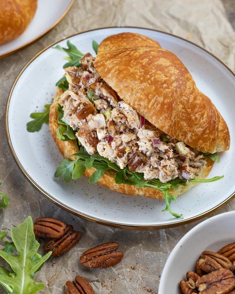 Smoked Chicken Pecan Salad - Chiles and Smoke Chicken Pecan Salad, Smoked Pulled Chicken, Chicken Croissant, Smoked Chicken Salad, Pecan Salad, Ham Salad, Spiced Pecans, Chicken Salad Sandwich, Pulled Chicken