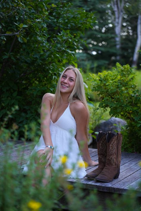 Cowboy boots in senior photos Senior Photos, Cowboy Boots, Cowboy, Boots