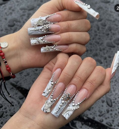 Emo Nails, Punk Nails, Edgy Nails, Grunge Nails, Y2k Nails, Classy Acrylic Nails, Nails White, Really Cute Nails, Bling Acrylic Nails