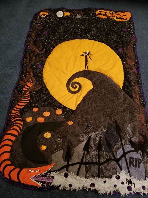 2017 Nightmare Before Christmas quilt Nightmare Before Christmas Quilt Ideas, Nightmare Before Christmas Quilt, Nightmare Before Christmas Kids, Quilt Halloween, Fiber Art Quilts, Blanket Ideas, Blanket Diy, Angel Baby, Halloween Stuff