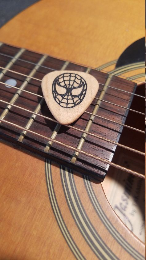 Spiderman Wooden Guitar Pick Guitar Picks Aesthetic, Spiderman Guitar, Guitar Picks Diy, Jenga Wedding, Cool Guitar Picks, Painted Ukulele, Guitar Things, Pick Guitar, Wooden Guitar