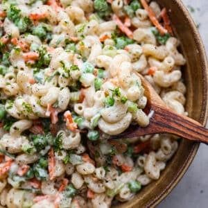 Easy Macaroni Salad Recipe | The Recipe Critic Carrot Pasta, Broccoli Pasta Salads, Easy Macaroni Salad, Carrots And Celery, Green Beans Side Dish, Avocado Pasta Salad, Orzo Salad Recipes, Easy Macaroni, Macaroni Recipes