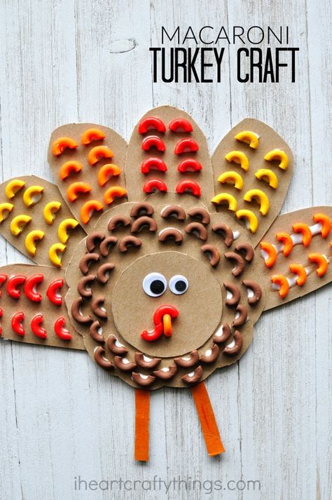 Mimic the texture of bird feathers with pasta and create this awesome elbow macaroni turkey craft. Fun Thanksgiving kids craft. Thanksgiving Kids Craft, Macaroni Crafts, Pasta Crafts, Fun Thanksgiving Crafts, Snail Craft, Thanksgiving Crafts Diy, November Crafts, Turkey Crafts, Thanksgiving Preschool