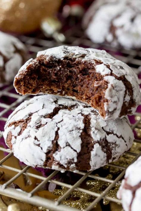 Crinkle Cookies Crinkle Cookies Recipe, Chocolate Crinkle, Spend With Pennies, Chocolate Crinkle Cookies, Chocolate Crinkles, Best Christmas Cookies, Crinkle Cookies, Chewy Cookie, Mini Chocolate Chips