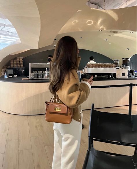 Hermes Geta Bag, Hermes 2424 Mini, Hermes Picotin Outfit, Hermes Wishlist, Luxury Brand Names, Hermes Picotin, Birkin Kelly, Mini Outfit, Hermes Shoes