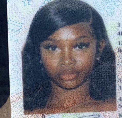 Passport Photo Makeup, Passport Pictures, Passport Photo, Id Photo, Butterfly Effect, Model Aesthetic, Photo Makeup, Pose Reference Photo, Cute Poses