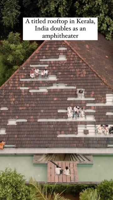 Open Amphitheatre Design, Amphitheatre Design, Open Air Theater, Thermal Baths, Architecture People, Kerala Houses, Roof Architecture, Art Hub, Thermal Bath